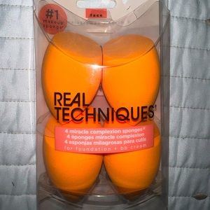 NWT REAL TECHNIQUES MIRACLE COMPLEXION SPONGE SET
